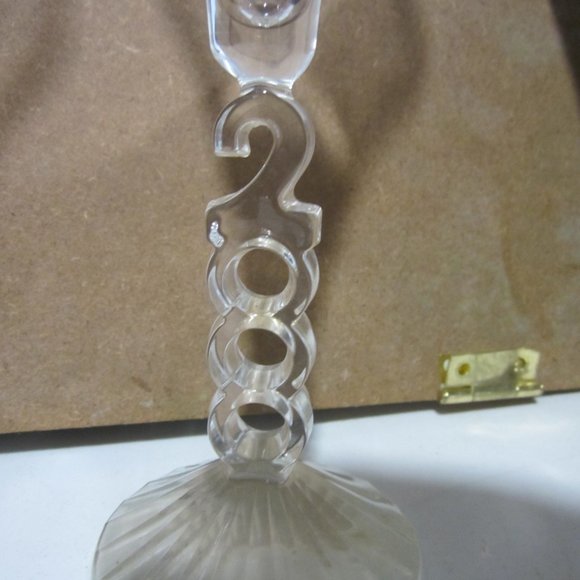 VTG PAIR OF MILLENIUM CHAMPAGNE TOASTING GLASSES, THE BRICK HOTEL - Picture 4 of 5